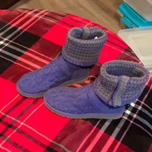 EUC purple fold over UGGS
